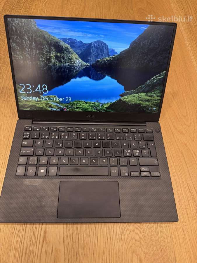 Dell Xps 13 9350, i5-6200u, 8 GB RAM, 256 GB SSD