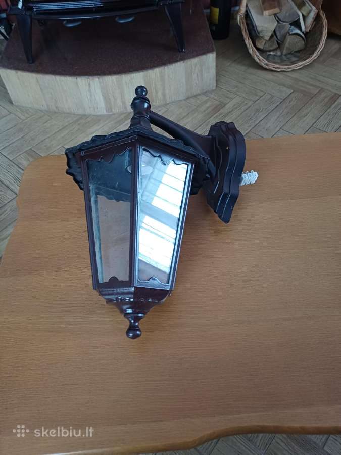 Lauko šviestuvas metalinis