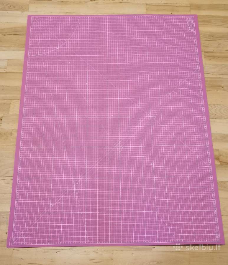 Kilimėlis pjaustymui apsaugant darbastalį 1,2x0,9m