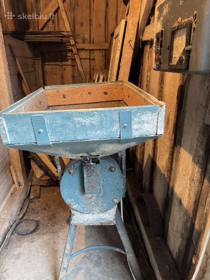 Grūdų ventiliatoriai, grūdų malūnas, svarstyklės