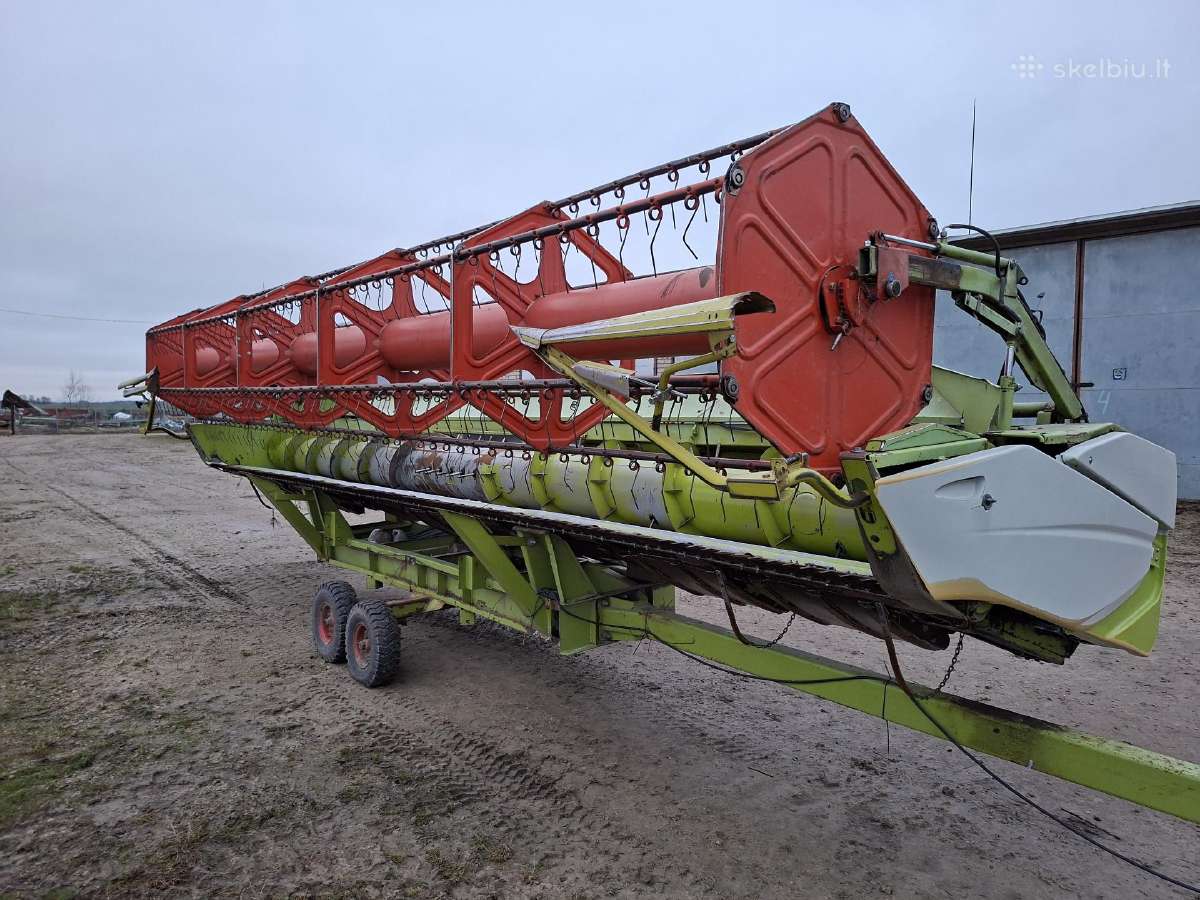Parduodamas kombainas Claas Lexion 460 - nuotraukos Nr. 11