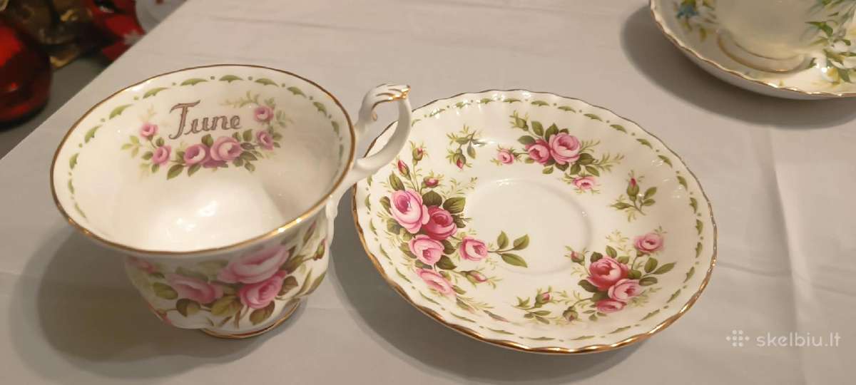 Royal Albert "Flower off the month" komplektai - nuotraukos Nr. 11
