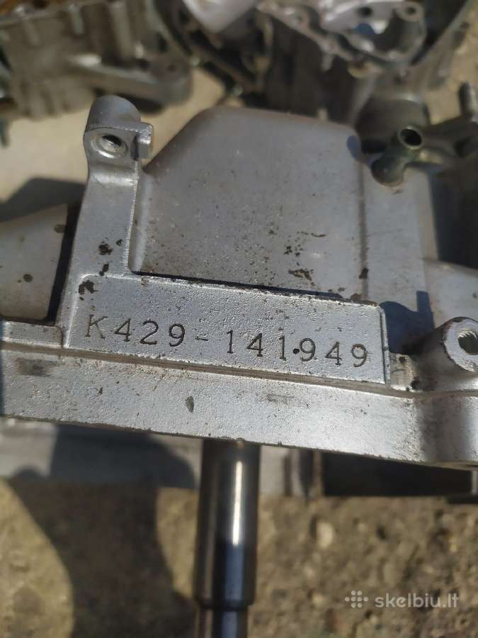 Suzuki burgman 650 ir400 dalimis 650 variklį 45tkm - nuotraukos Nr. 23