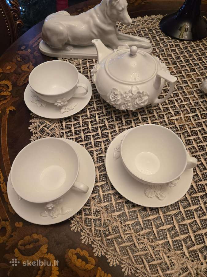 Wedgwood „petal“ kaulinio porceliano servizas