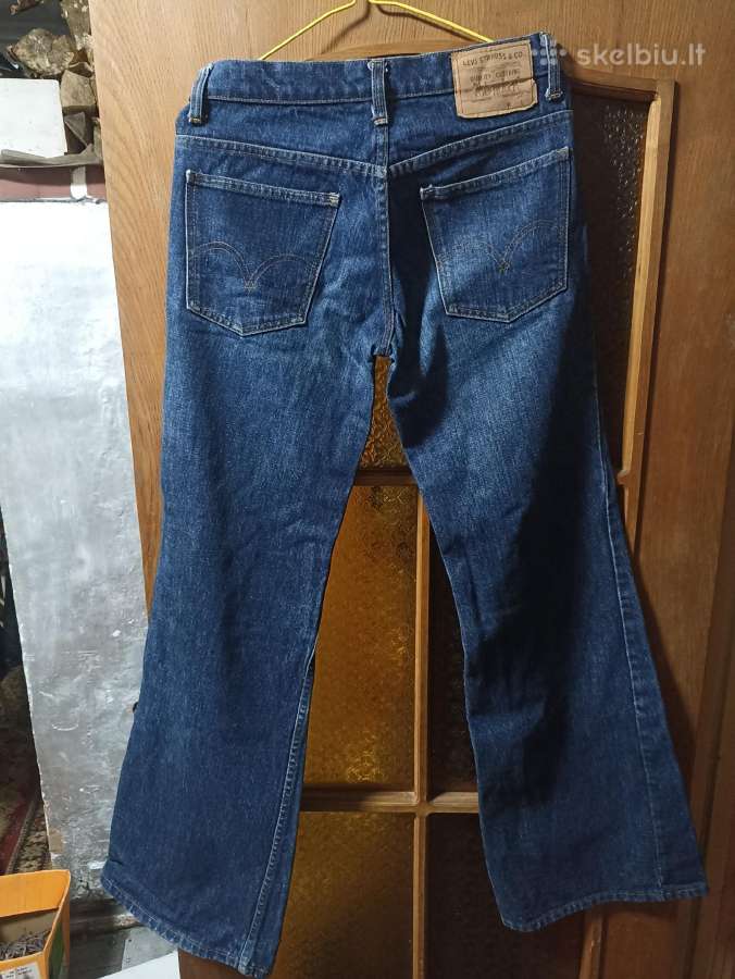 Platėjantys Levi's džinsai - nuotraukos Nr. 2