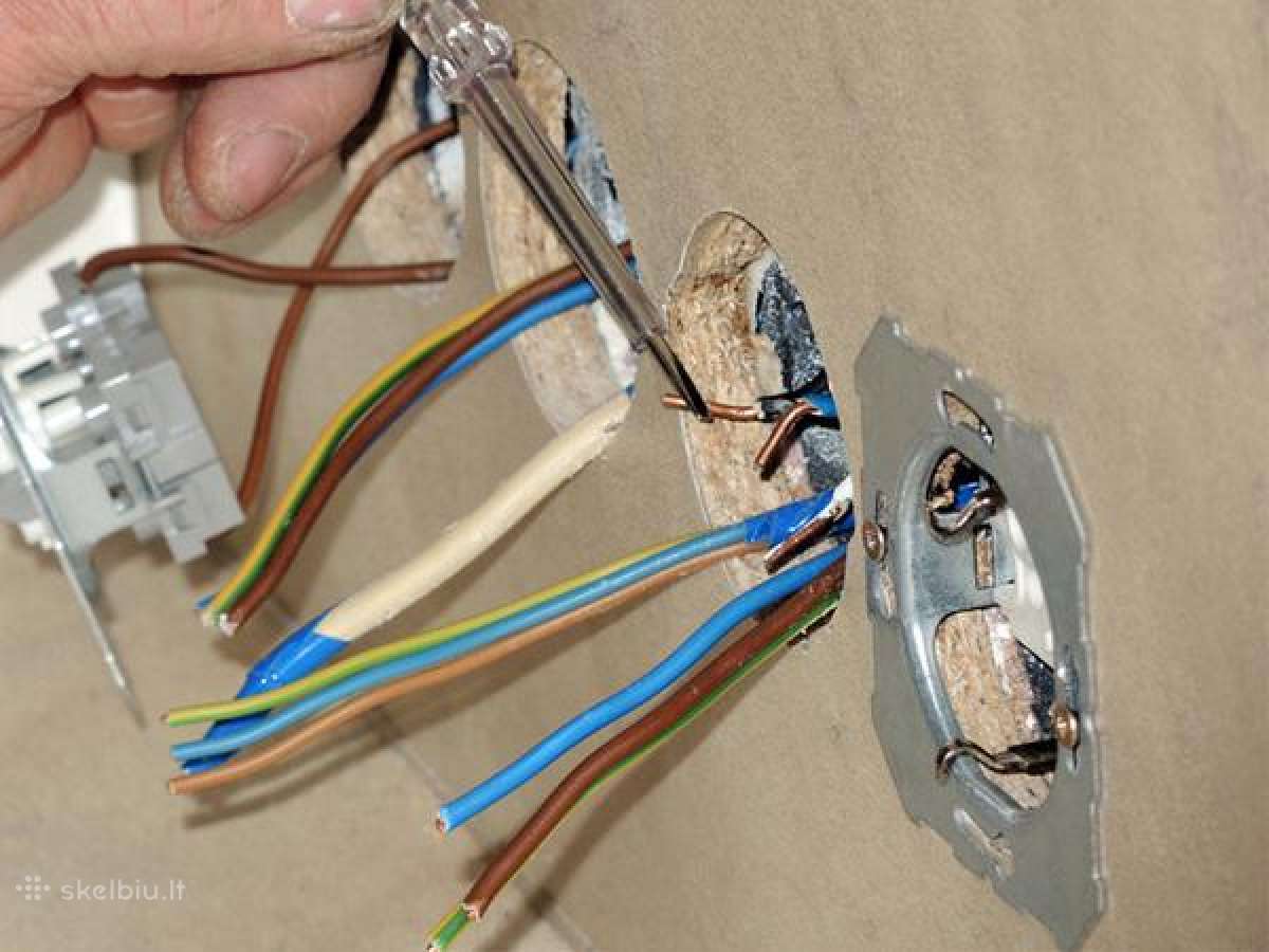 Taisau elektros rozetės ir pajungiu lempas 230v. - nuotraukos Nr. 3