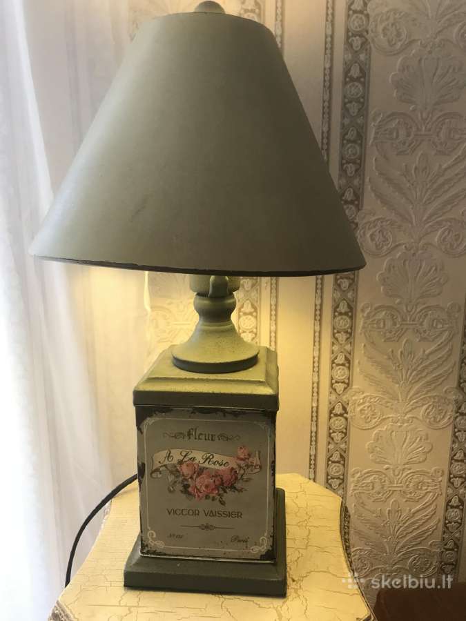 Pastatomi šviestuvai
