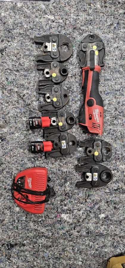 Milwaukee,geberit,hilti,novopress,klauke,presai - nuotraukos Nr. 19