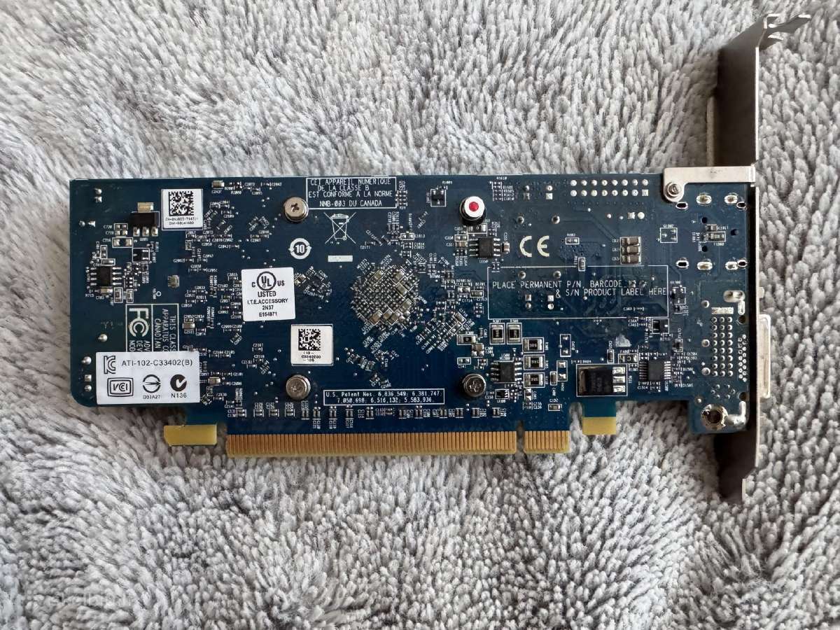Radeon HD 6570 1гб/128bit - nuotraukos Nr. 2