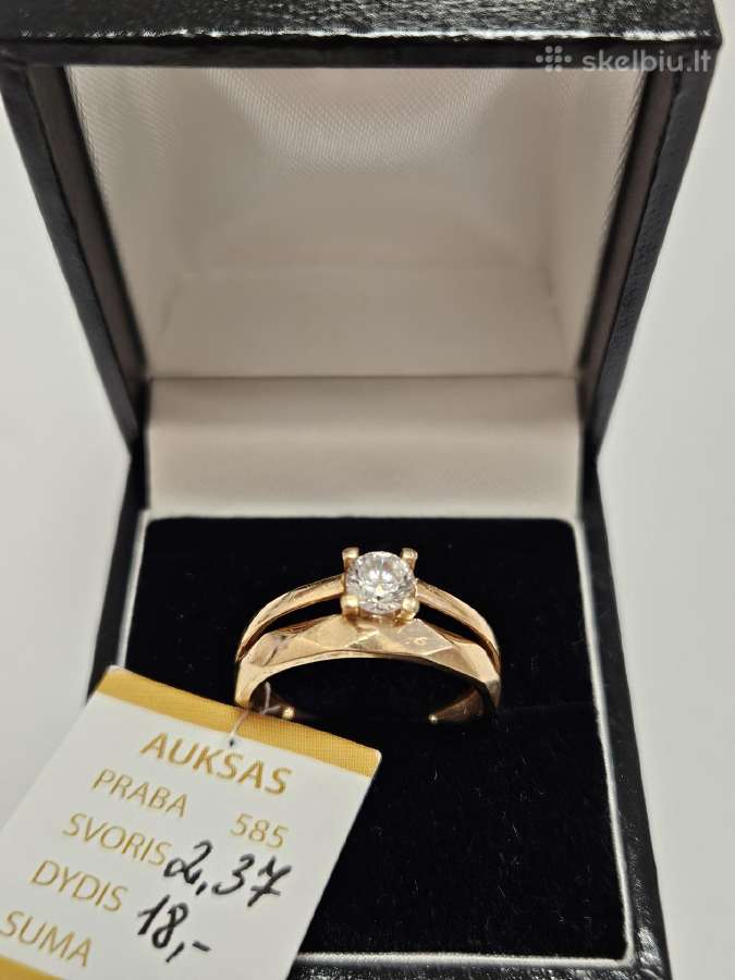 Auksinis žiedas - 235 Eur.