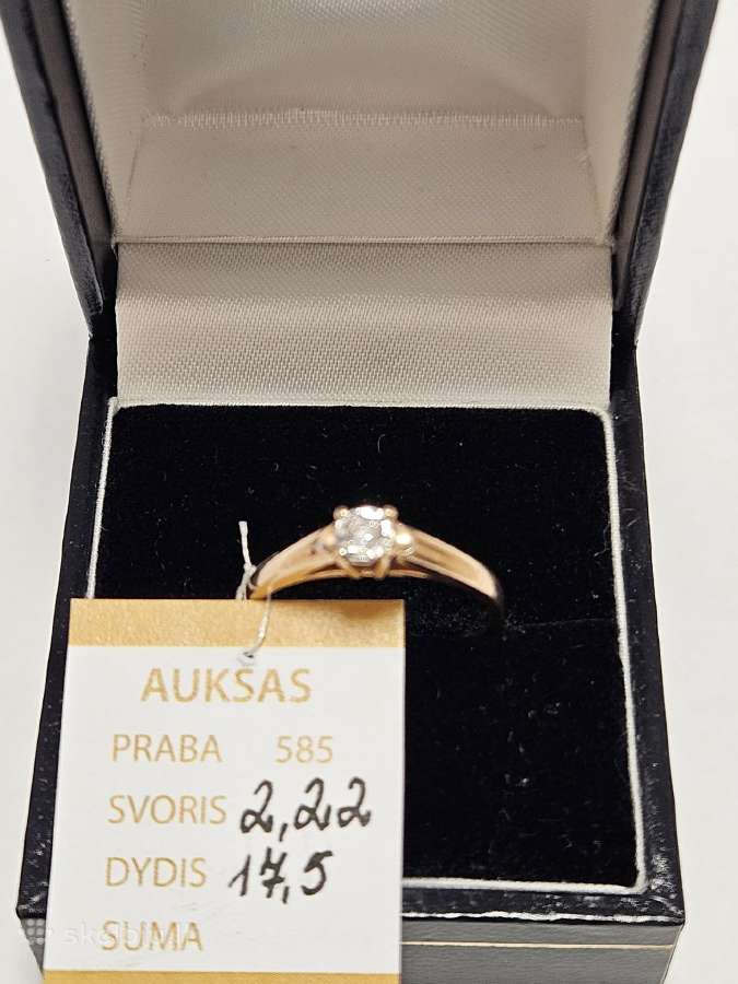 Auksinis žiedas - 220 Eur.