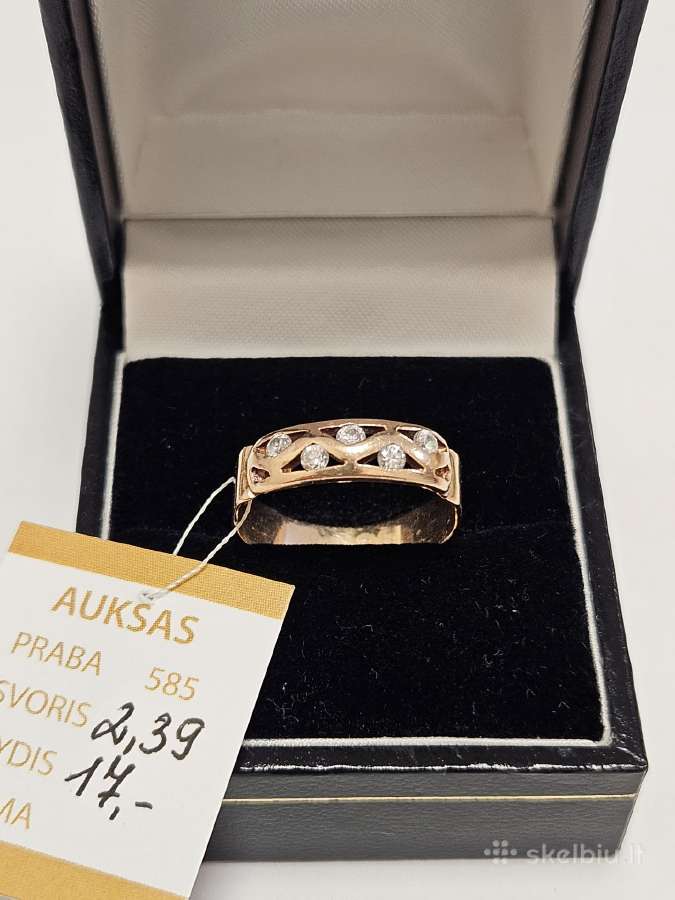 Auksinis žiedas - 237 Eur.