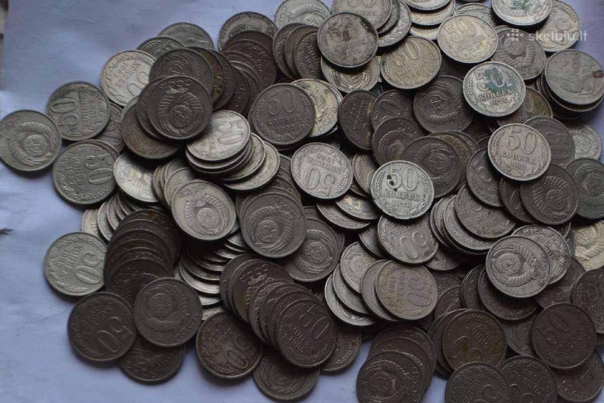 50 Kapeiku ivairiu metu 300 vnt.