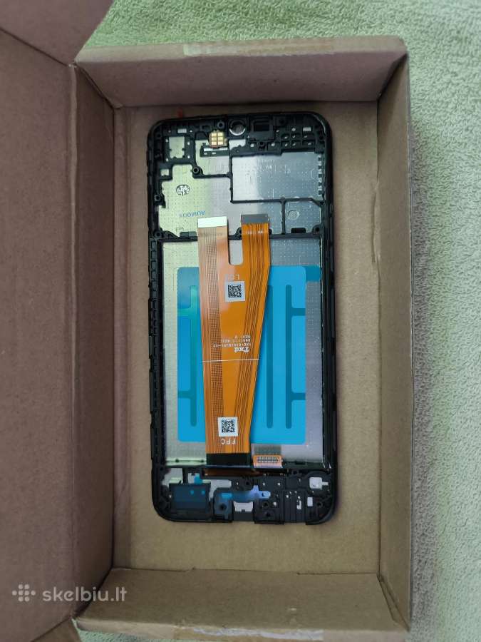Sm A04e, A04, A04s ekranai su front frame