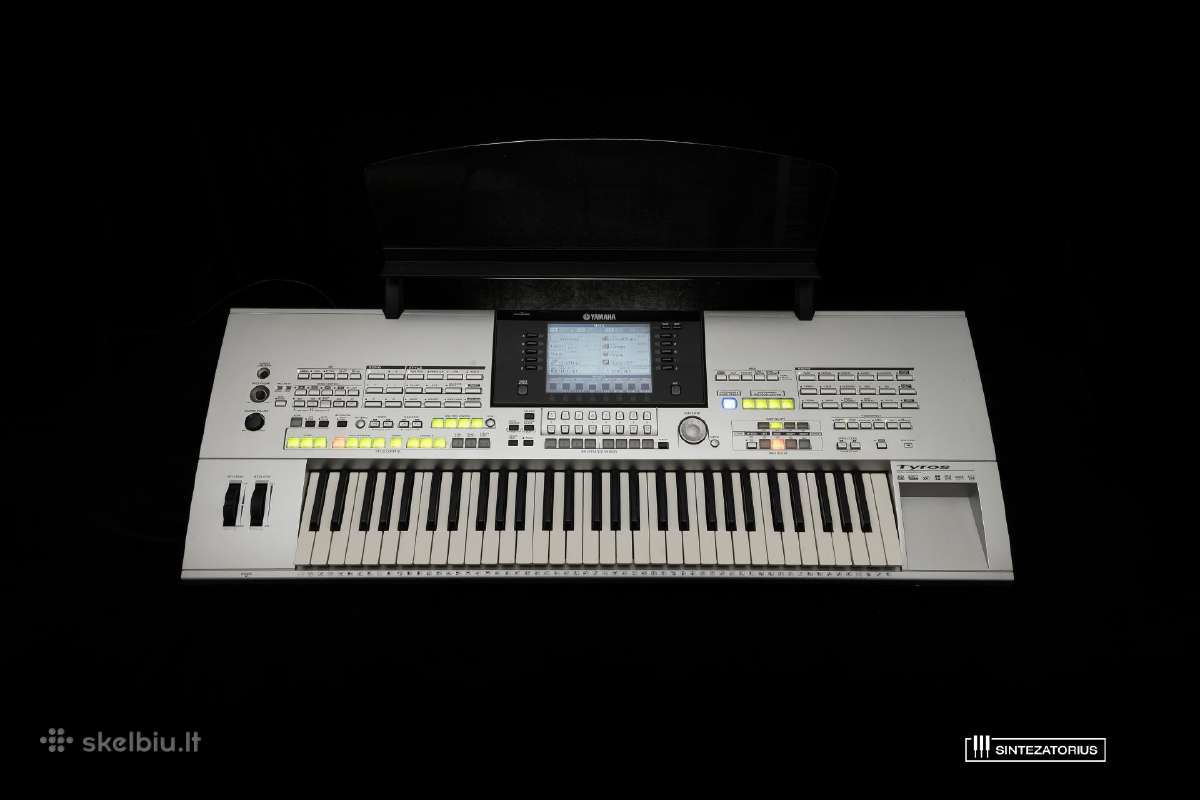 Yamaha Tyros (1st gen) sintezatorius