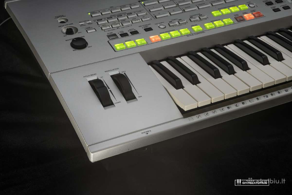 Yamaha Tyros (1st gen) sintezatorius - nuotraukos Nr. 10