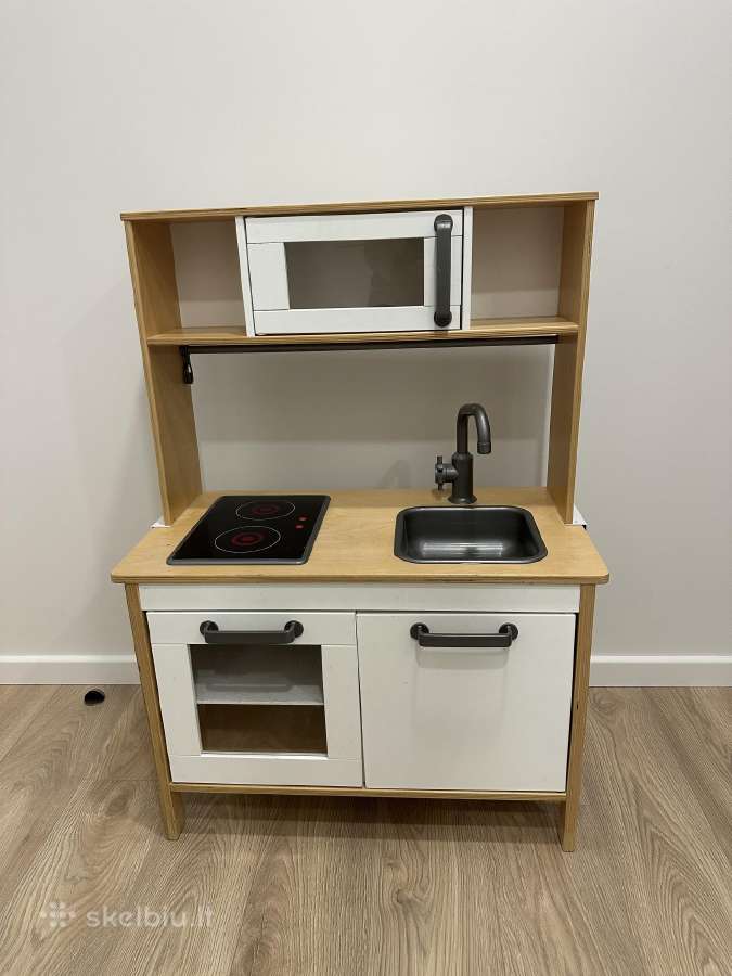 Ikea žaisline virtuvėle