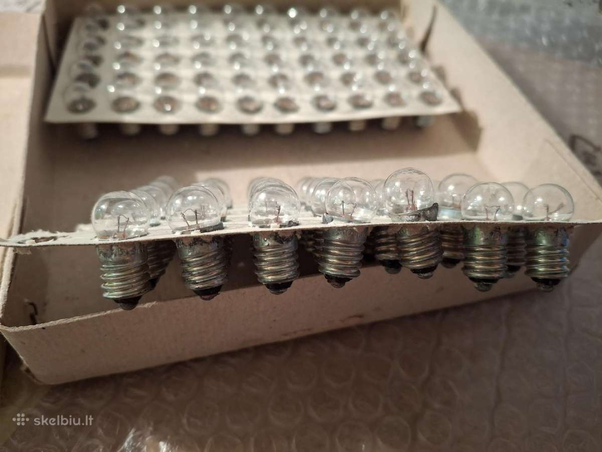Naujos ussr lempute 13,5v 0,16a kaledine girlianda