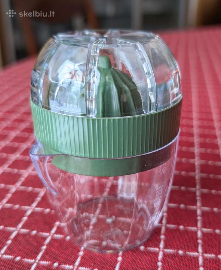 Citrusinių vaisių sulčiaspaudė Squeezer