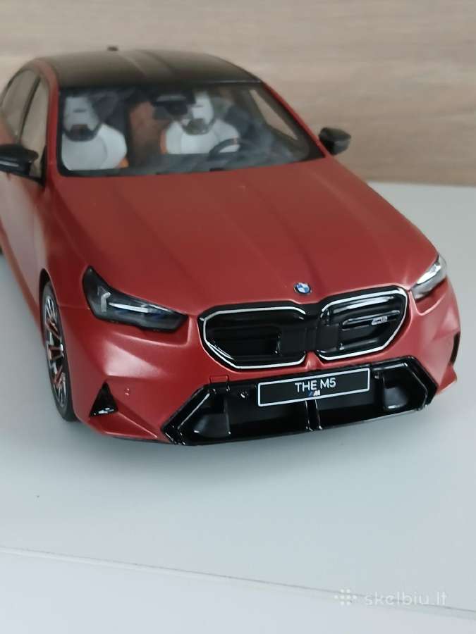 Bmw M5 2025m. G90 1:18