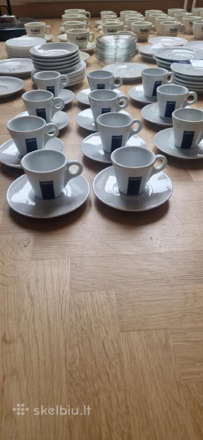 Lavazza espresso puodeliai.