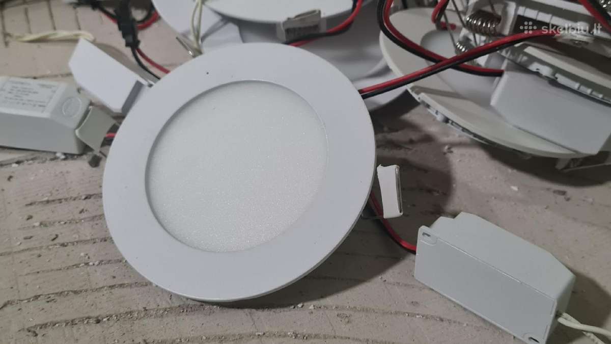 LED lubiniai šviestuvai, įvairūs, kaina už ~30 vnt
