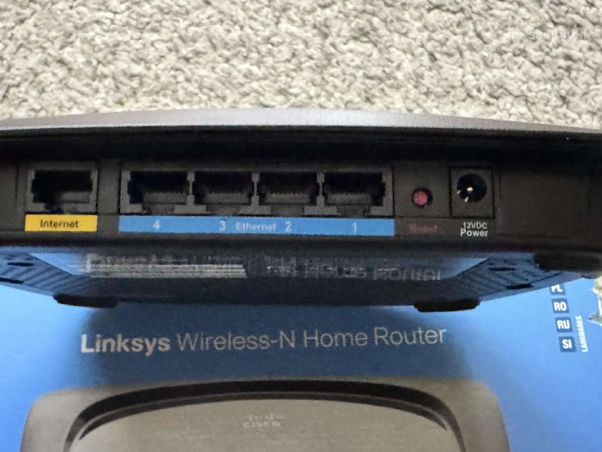 Parduodamas naudotas „wireless router“ Cisco Wrt12 - nuotraukos Nr. 6