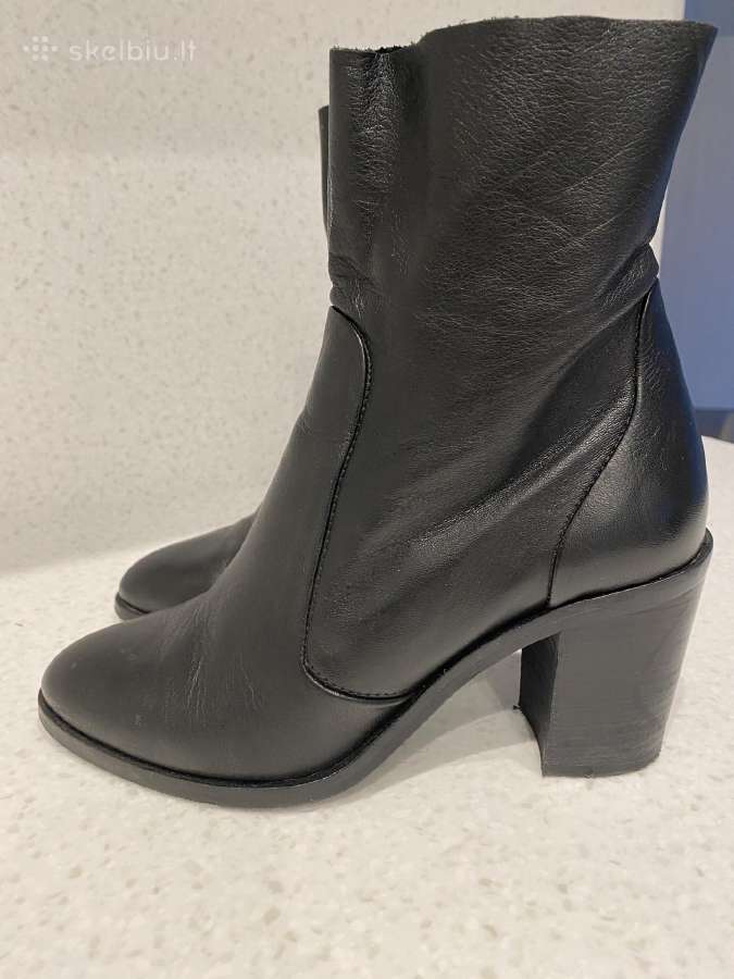 Moteriški natūralios odos aulinukai. Kulnas 8.5 cm