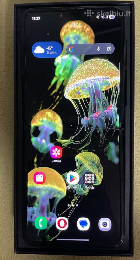 Samsung Galaxy Z Flip3 5G - nuotraukos Nr. 2