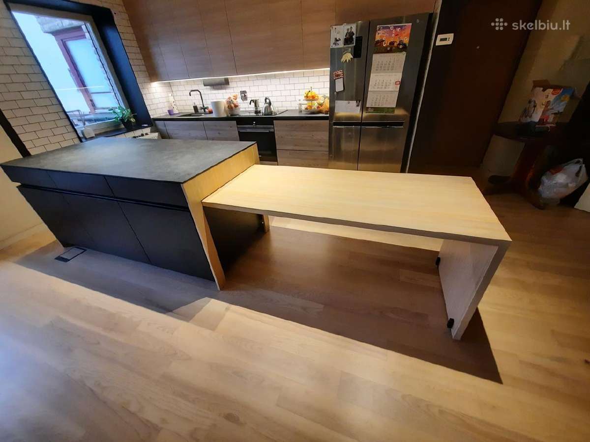 Sala, stalas