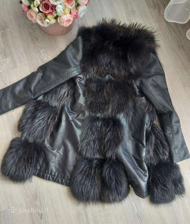 Odinė striuke su naturaliu kailiu