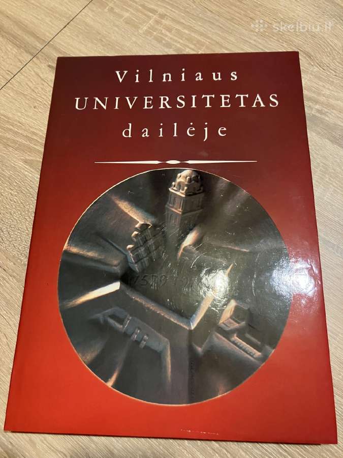 Knyga-albumas Vilniaus universitetas dailėje