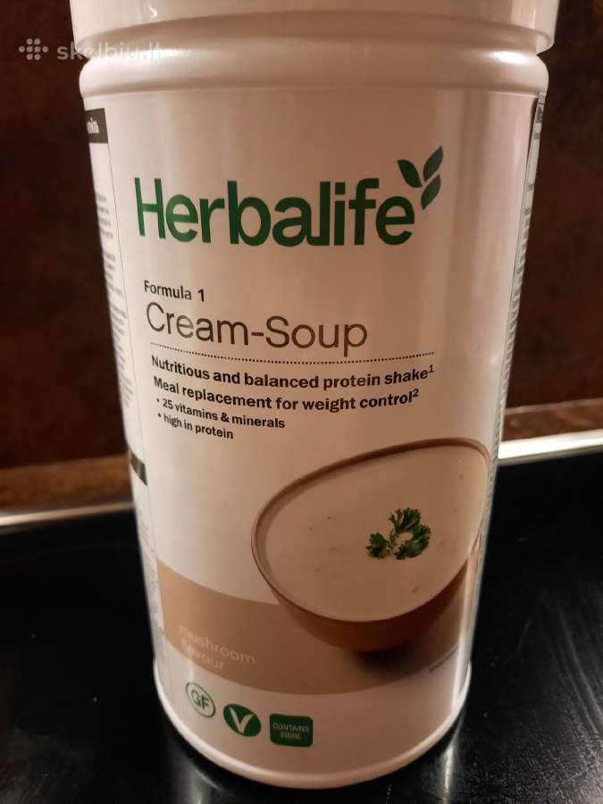 Herbalife kokteilis