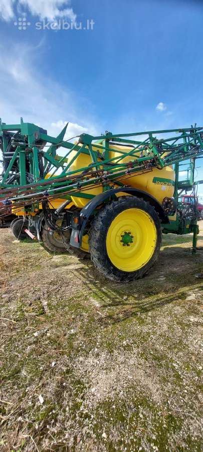 Purkštuvas John Deere 840 - nuotraukos Nr. 4
