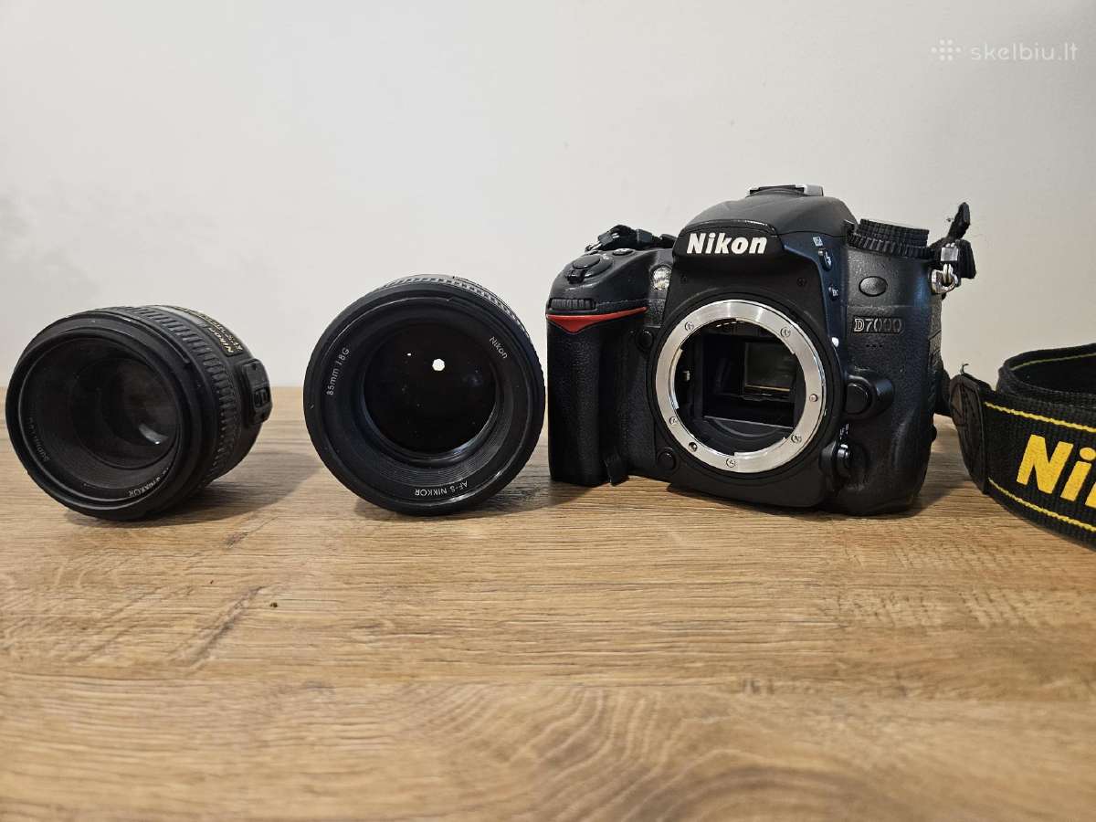 Parduodu Nikon D7000 su dviem objektyvais