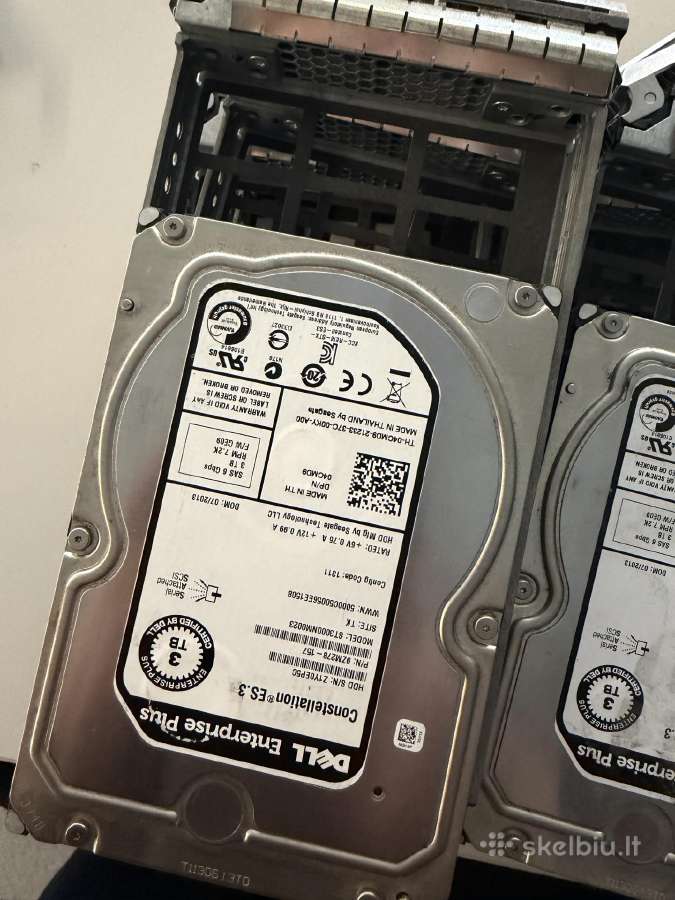21 vnt. Dell enterprise plus 3tb