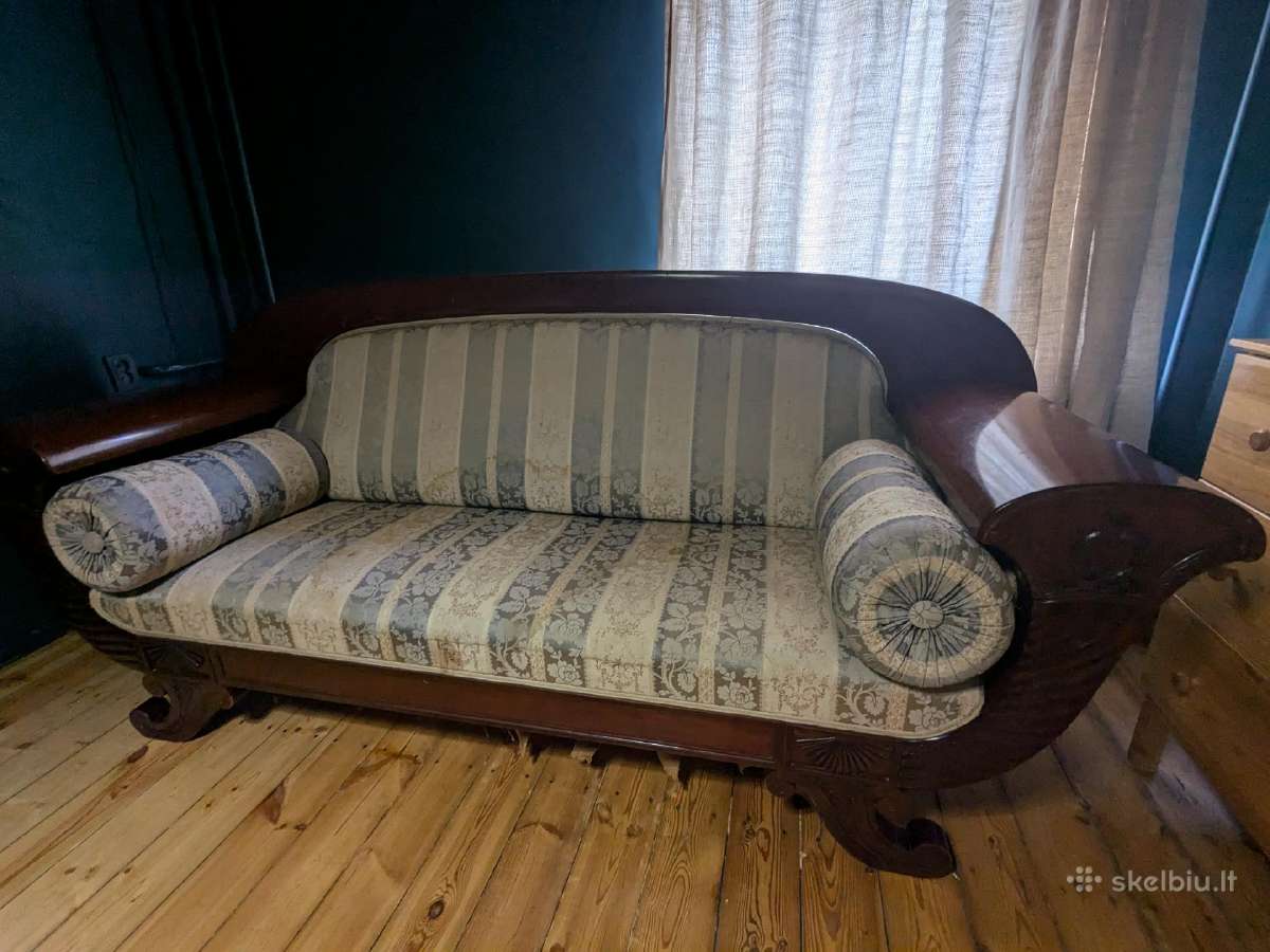 Ampyro(bidermeier) sofa