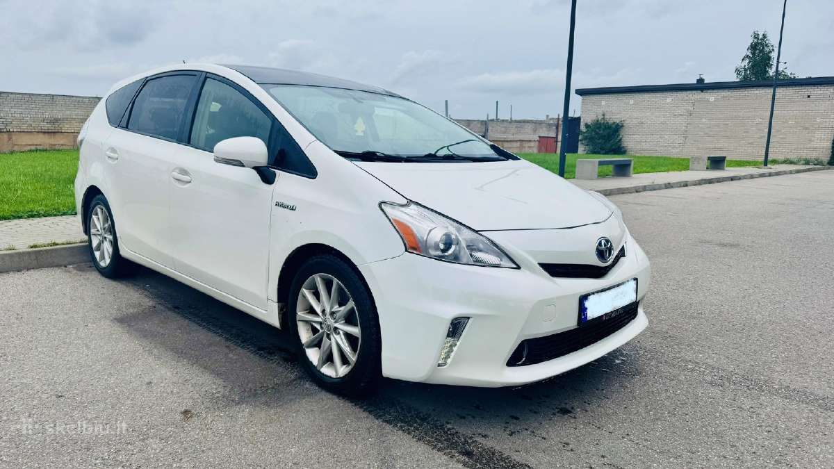 Toyota Prius nuoma - nuotraukos Nr. 6
