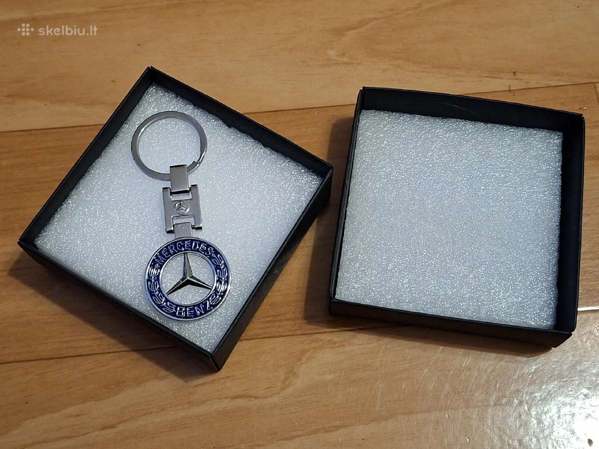 Kolekcinis Mercedes metalinis pakabukas