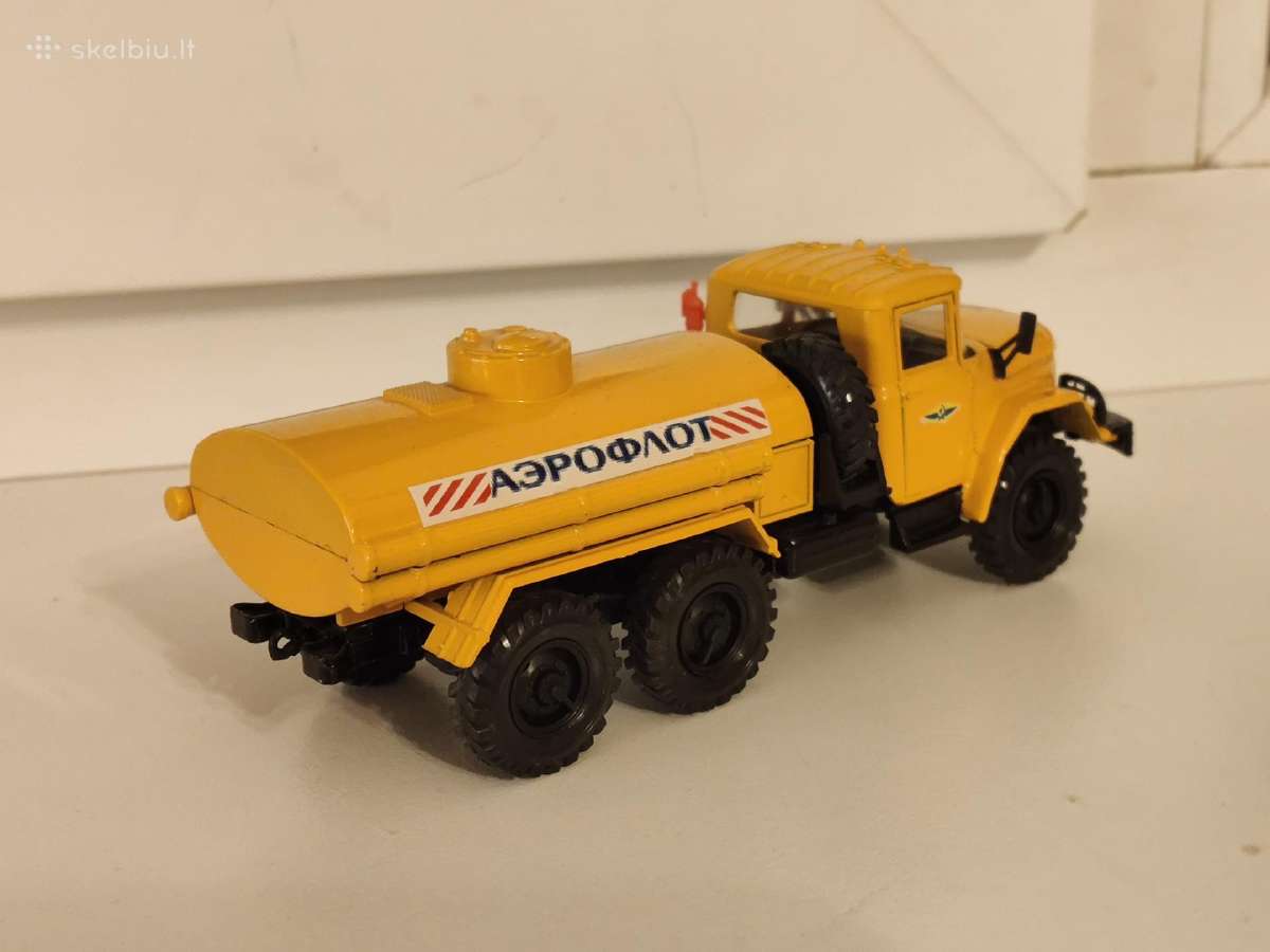 1:43 zil 131 aeroflot elecon