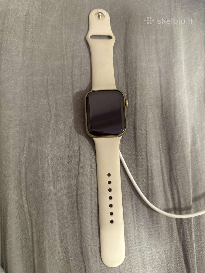 Apple watch 8 series
