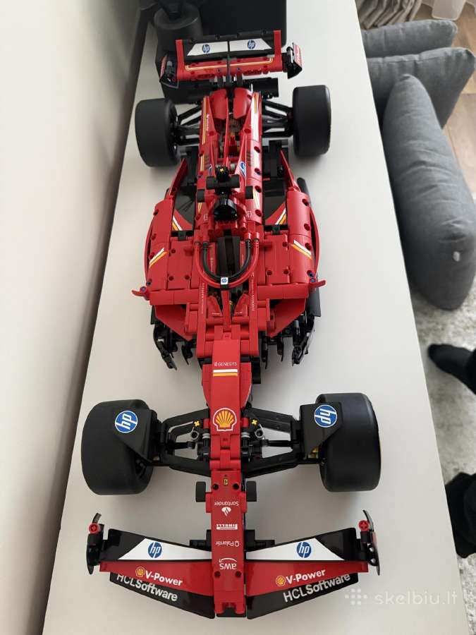Lego Ferrasi Sf-24 - nuotraukos Nr. 3