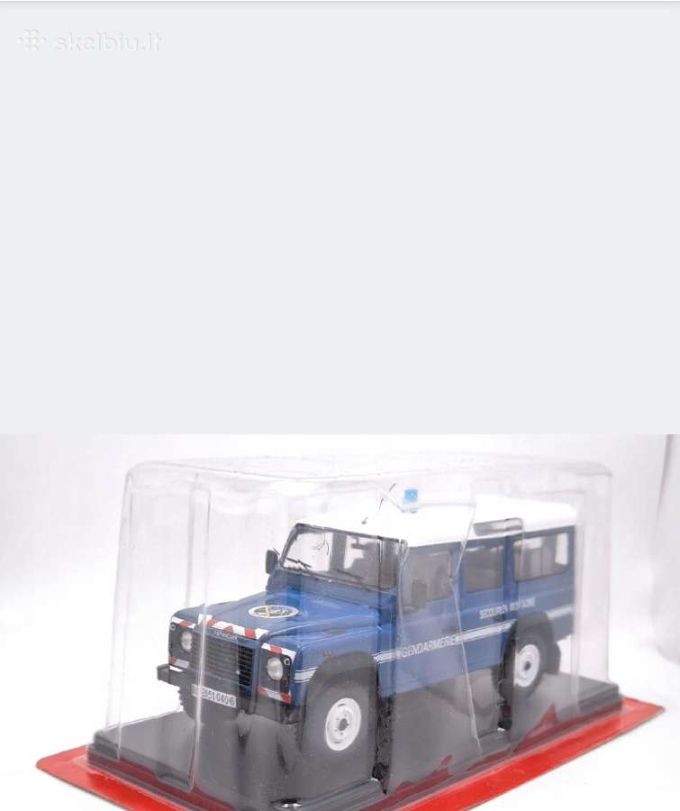 Land Rover Defender Police