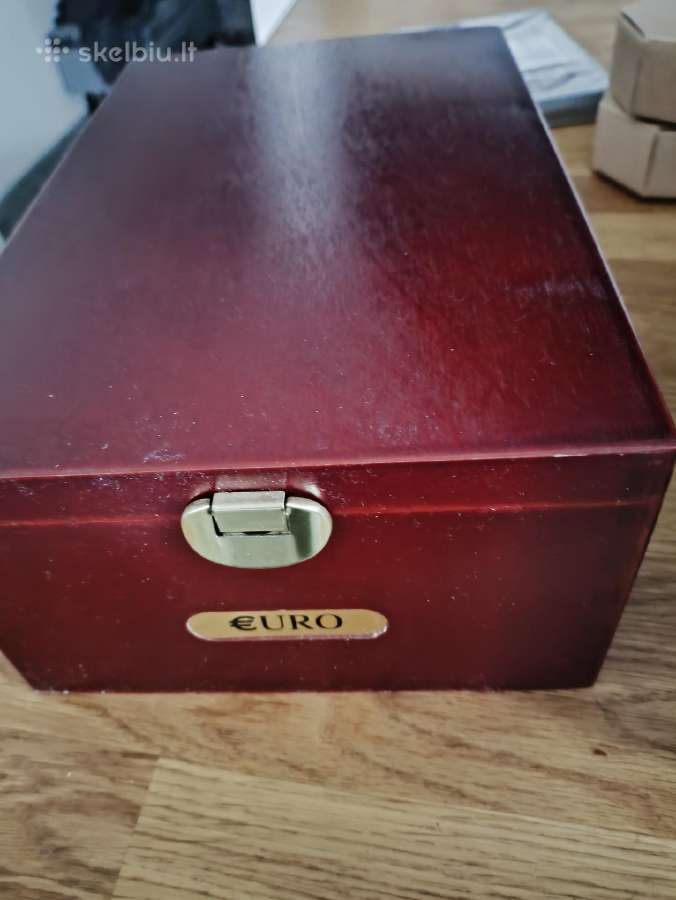 Įvairių šalių euro monetų rinkiniai - nuotraukos Nr. 10