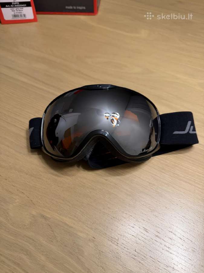 Naudoti Julbo akiniai
