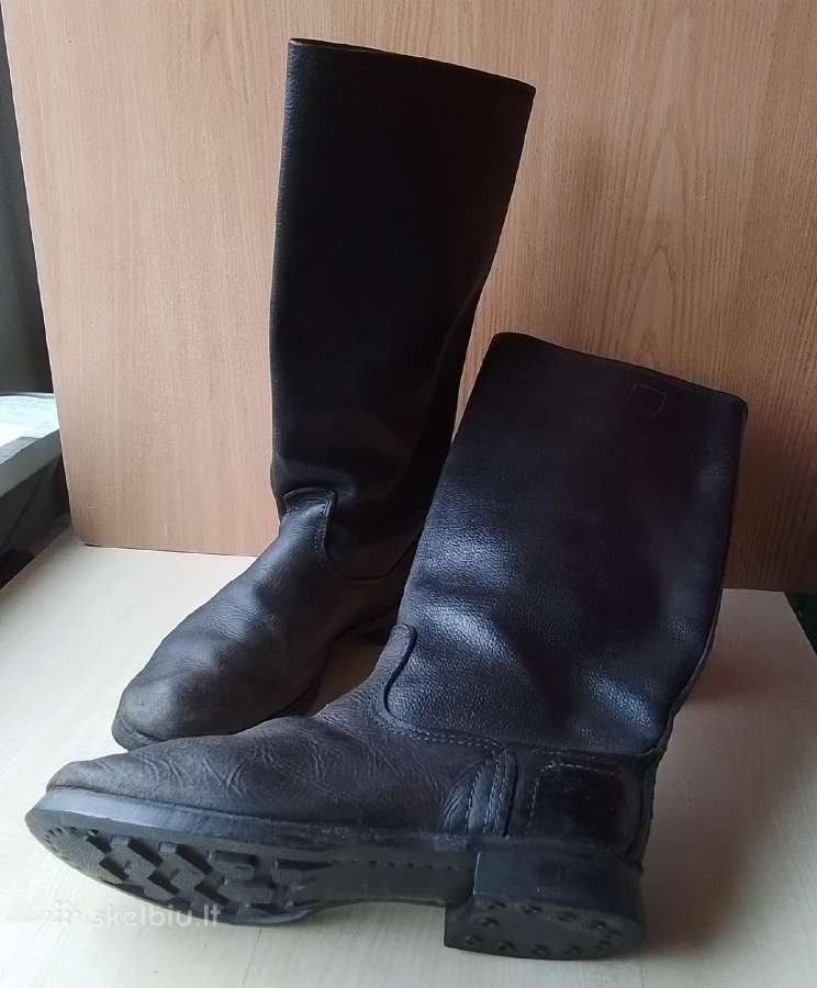 Odiniai kerziniai batai