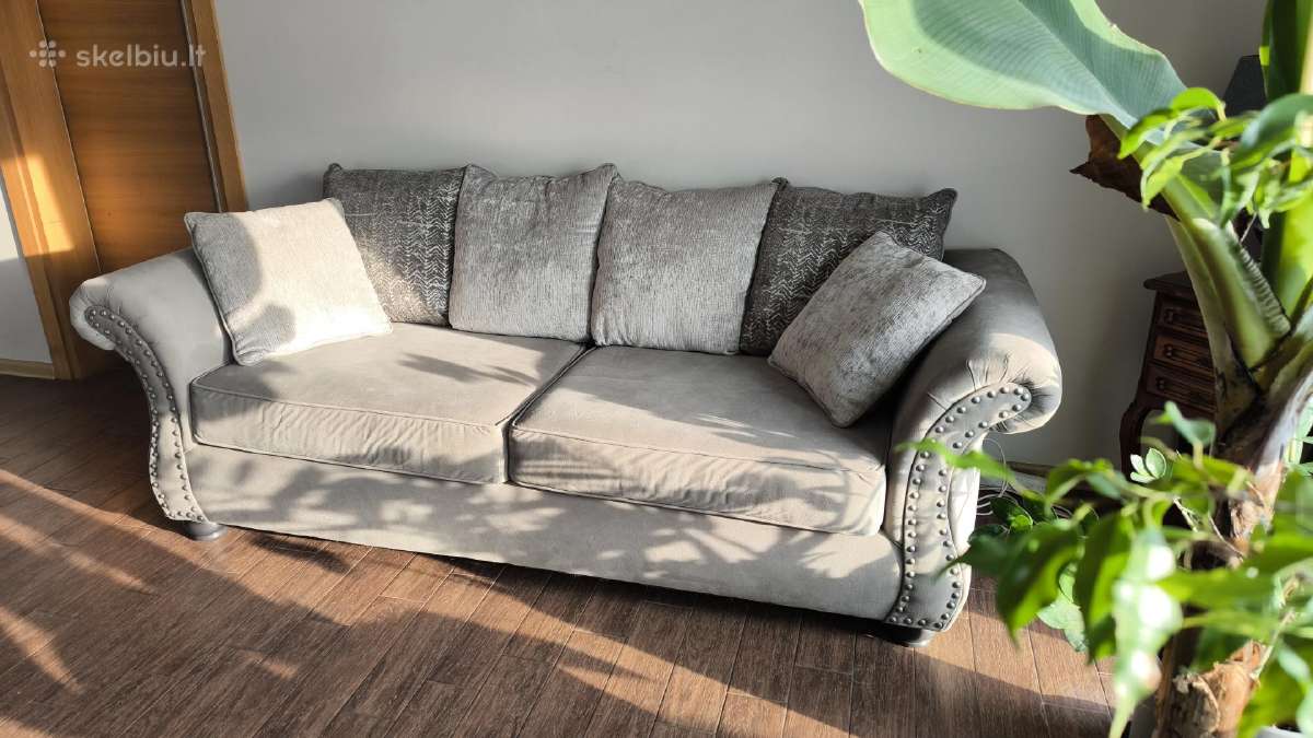 Amerikietiško stiliaus sofa