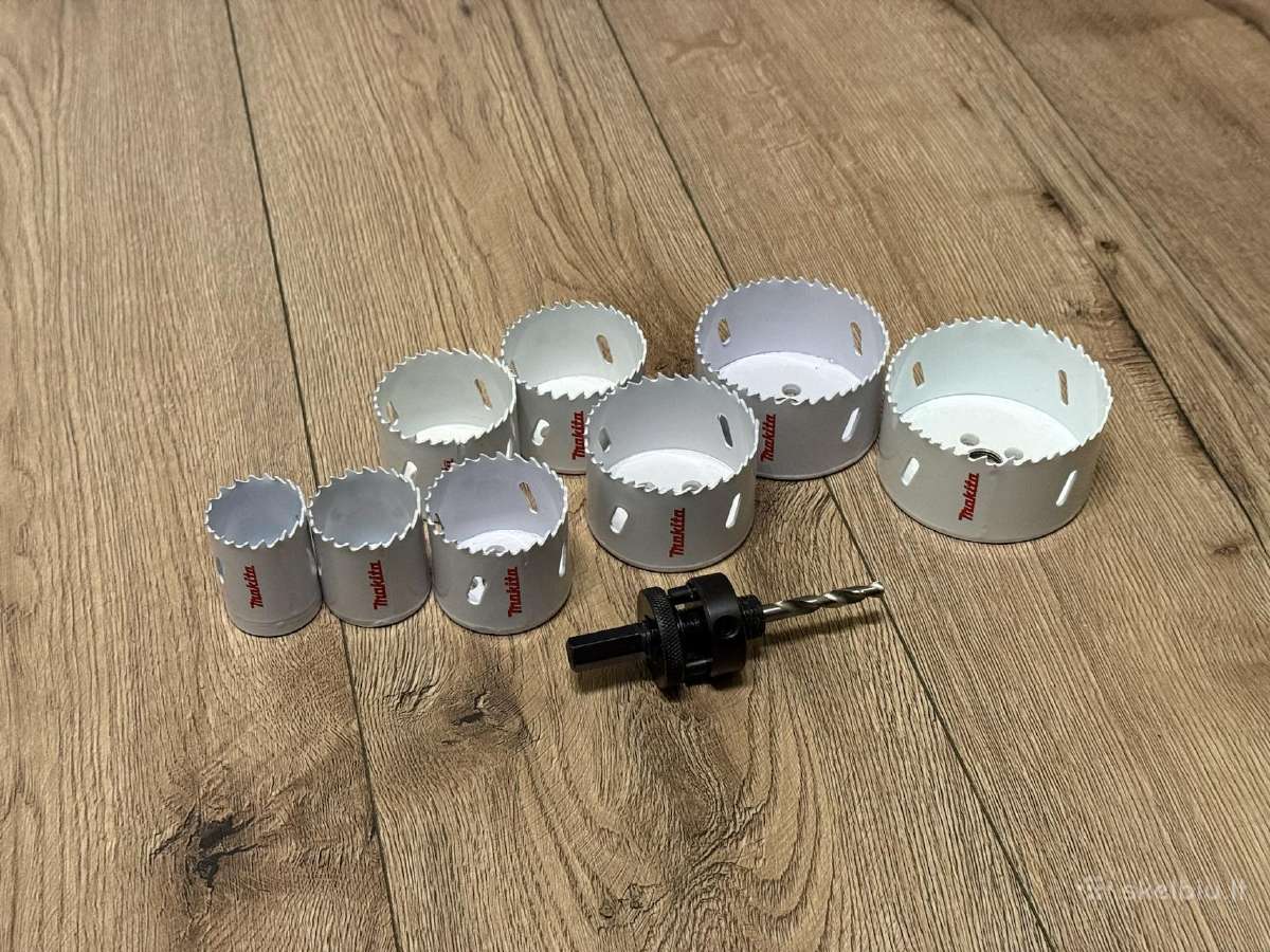 Makita gręžimo 8 karūnų komplektas su adapteriu