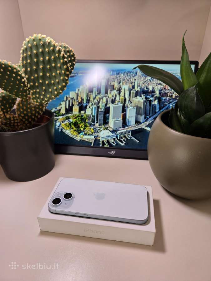 Apple iPhone 15