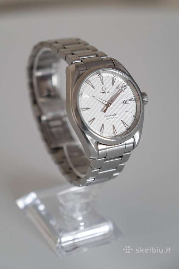 Omega Aqua Terra 39mm